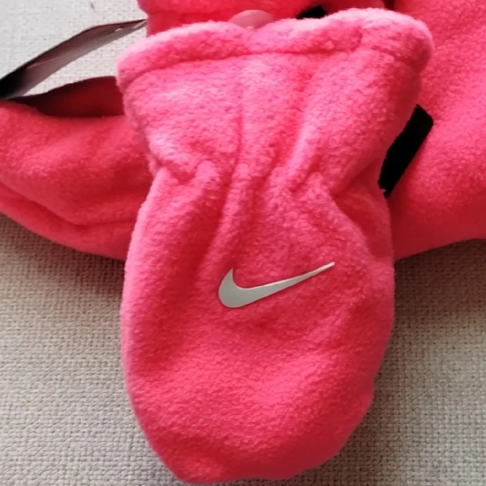 Nike vibrant pink